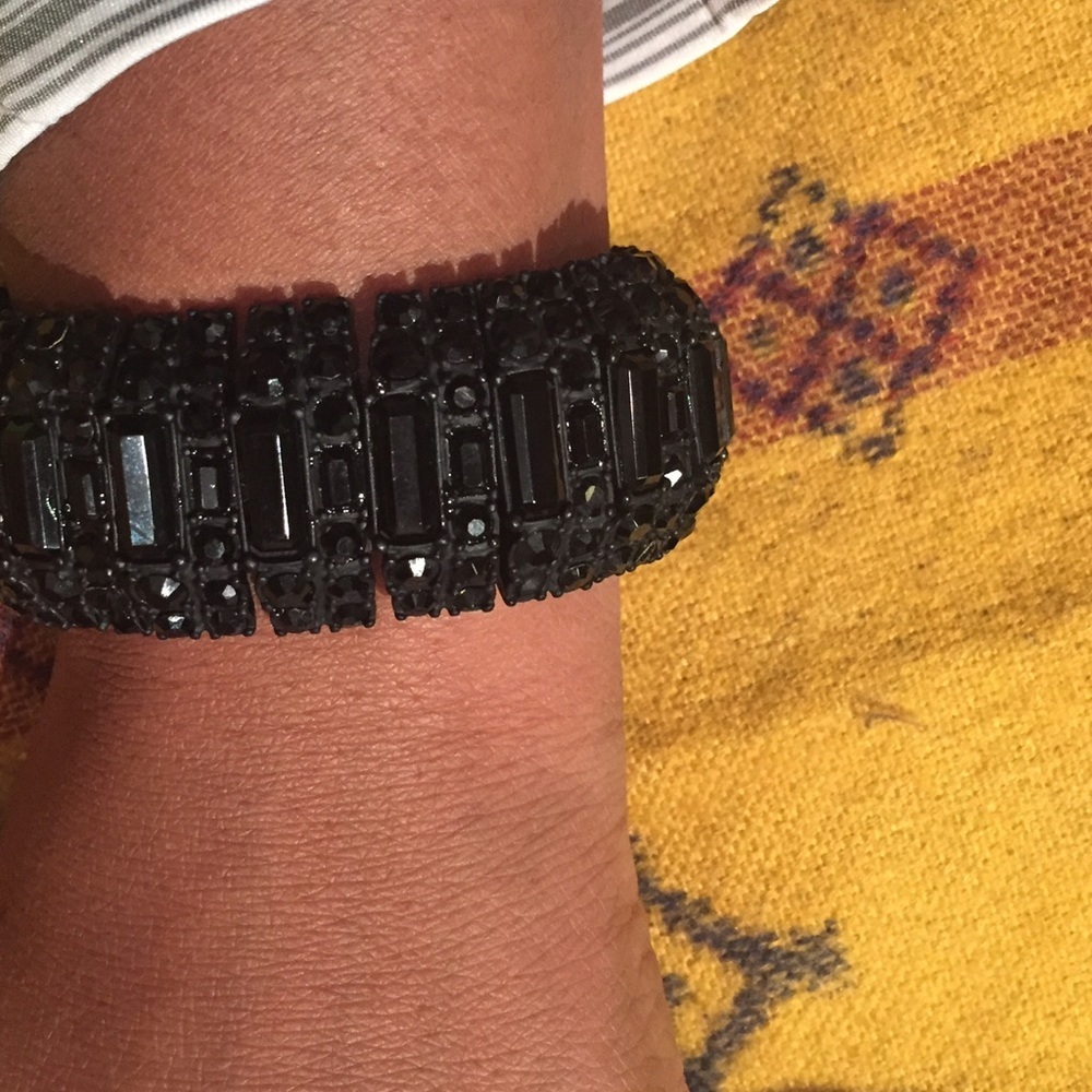 C Wonder Stretch Bracele Jeweled & Metal t Black - NWT
